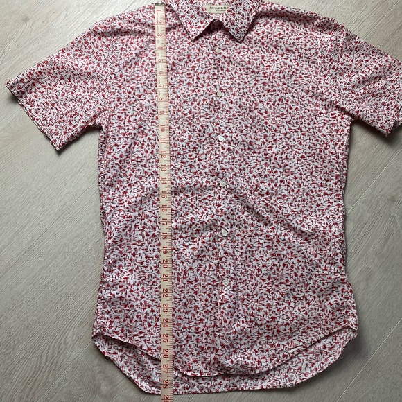 Burberry Casual Button-up Shirt - Picture 9 of 9